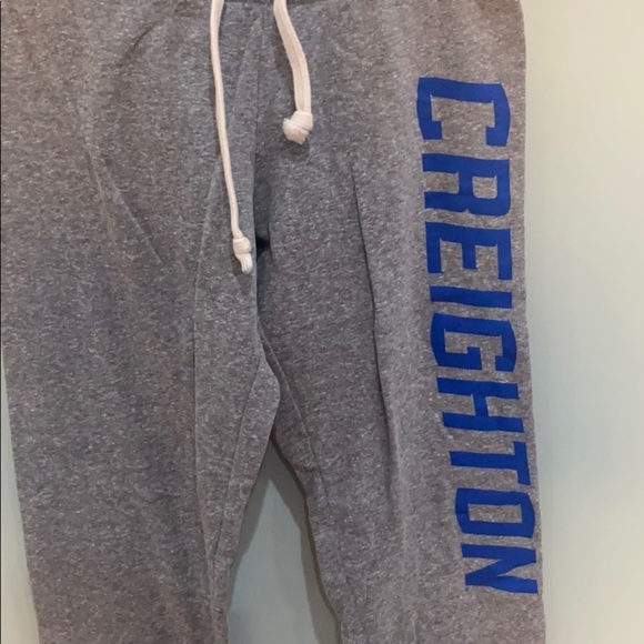 Creighton women’s sweatpants - Picture 5 of 6